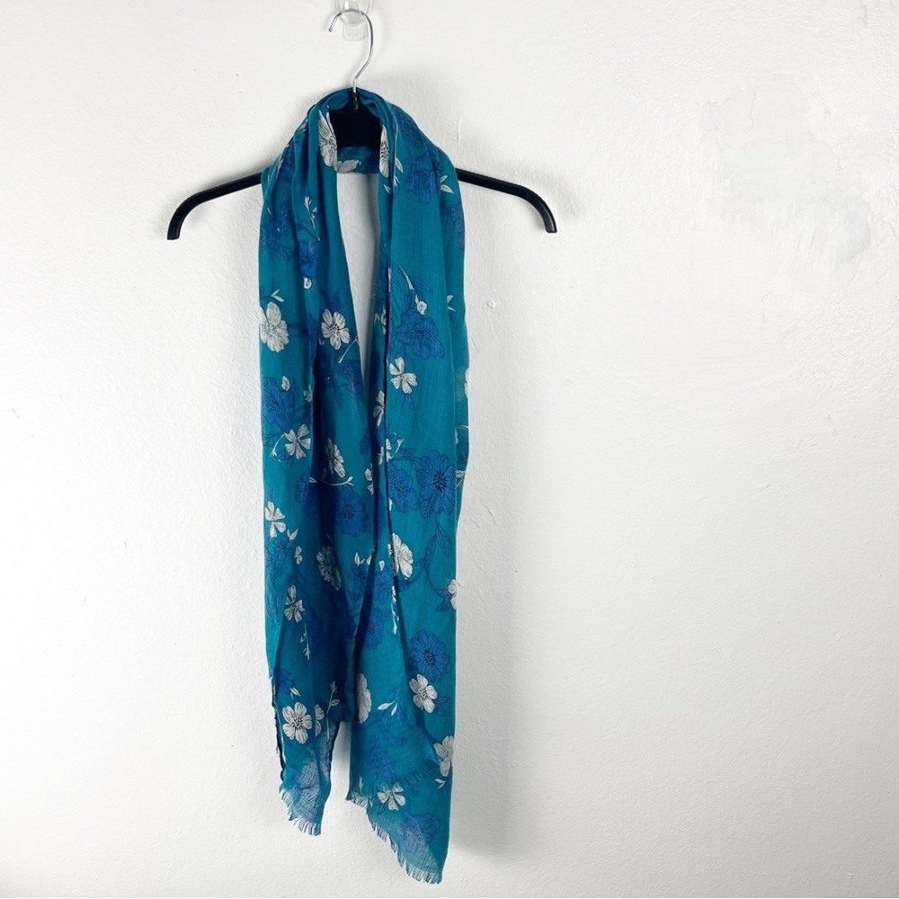 J. CREW Factory Floral Fringe Trim Blanket Shawl Scarf Wrap, One Size